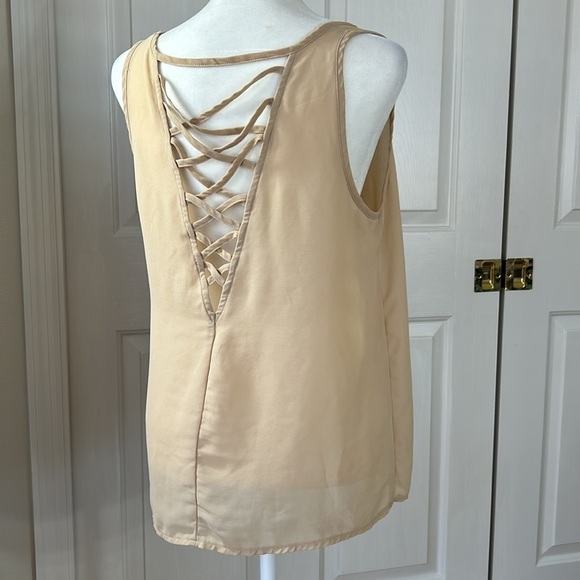 Zenna Styles Tan Sleeveless blouse with criss-cross back size L - Picture 3 of 5
